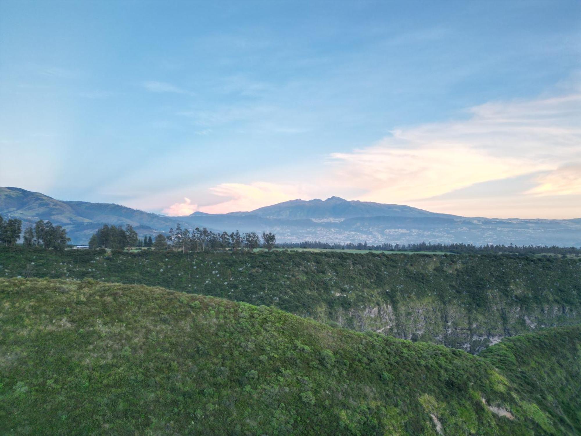 Hacienda Jimenita Wildlife Reserve Puembo المظهر الخارجي الصورة